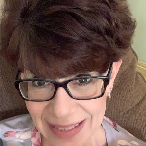 Meet your Posher, Tabitha